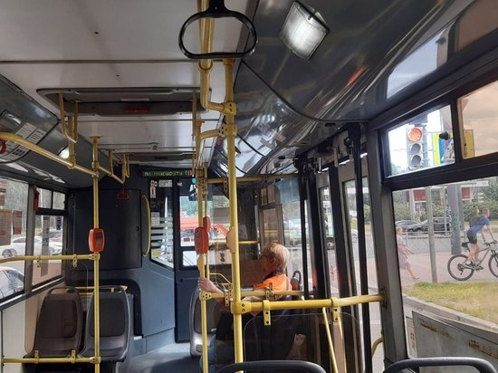 Вредные советы по-петербургски: что делать, если в автобусе жарко