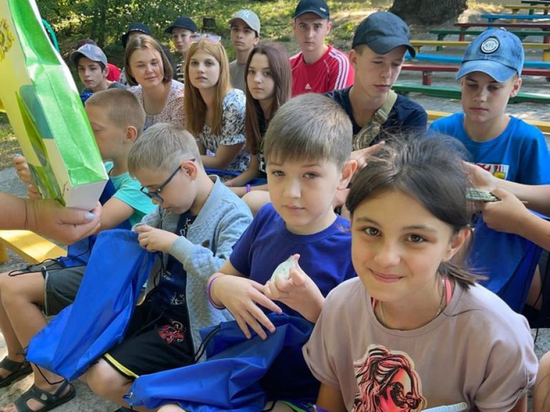 Дети из Дебальцево отдыхают у Черного моря с помощью хабаровских властей