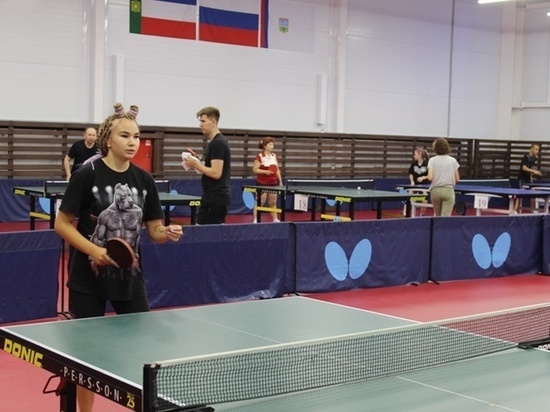 В Абакане стартовали теннисные соревнования «Кубок братьев Лебедевых»