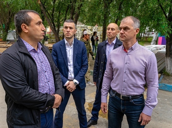 Глава Салехарда призвал подрядчика быстрее ремонтировать садик «Синяя птица»
