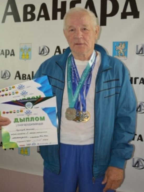 Костромской ветеран из Мантурово стал трехкратным чемпионом Белоруссии по легкой атлетике