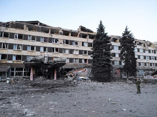 ВФУ ударили по Красному Лучу из американской РСЗО HIMARS: ФОТО