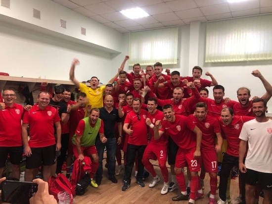 Максим Егоров поздравил тамбовский футбольный клуб "Спартак" с первой победой дома