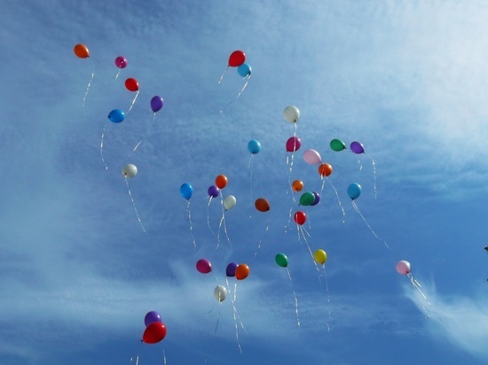 В донецких школах стартовали акции памяти погибшим детям Донбасса