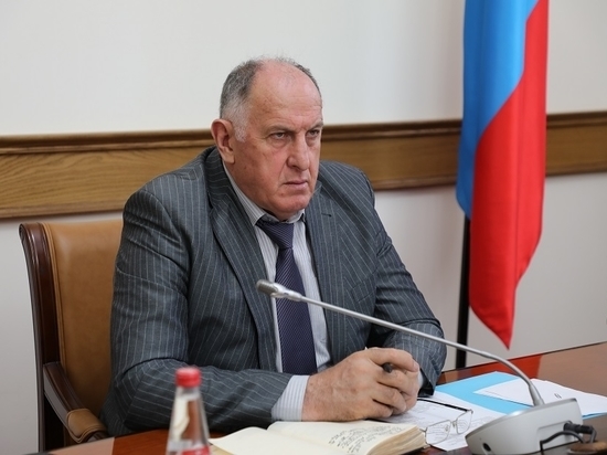 Премьер Дагестана предложил главам районов «выйти из кабинетов»