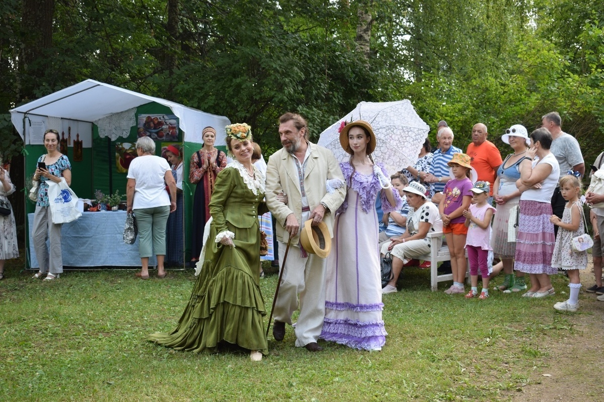 Жители и гости Костромы стали участниками традиционного фестиваля «Щелыковская услада»