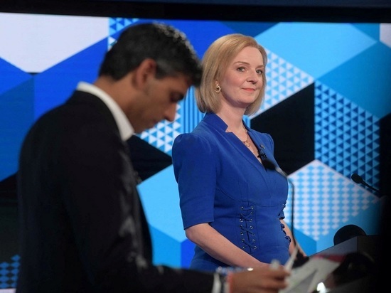 Глава МИД Британии Трасс пообещала освободить страну от TikTok