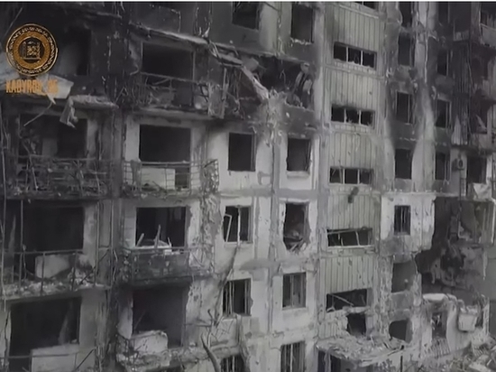 Кадыров опубликовал видеоклип с кадрами разрушенного Мариуполя