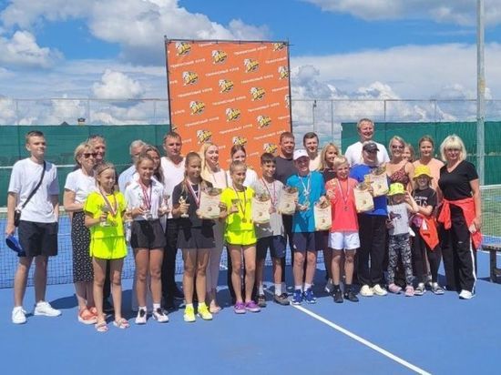 В Пензе завершился турнир на призы теннисного клуба «ЛЕВ»
