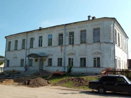 Масштабный ремонт социальных объектов проводят в Никольске