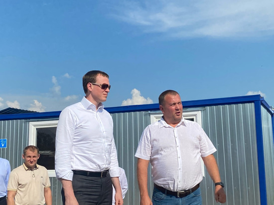 Павел Малков посетил предприятие «Победа» в Захаровском районе