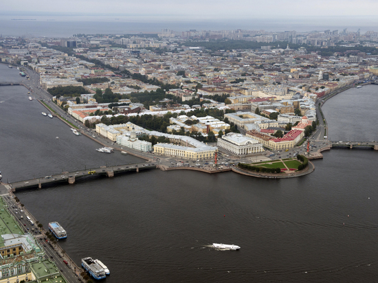 Петербург возглавил рейтинг городов для переезда по работе