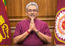 Ланкийское издание Daily Mirror со ссылкой на правительство Шри-Ланки сообщает, что бывший президент страны Готабая Раджапакса в ближайшие дни вернется на родину из Сингапура