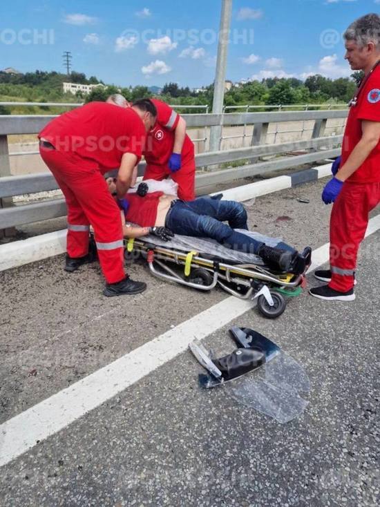 В ДТП в Сочи пострадал водитель мотоцикла