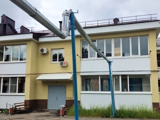 В Новом Осколе Белгородской области закончили утеплять фасад многоквартирного дома