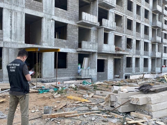 В Ижевске рабочий разбился, упав с 12 этажа