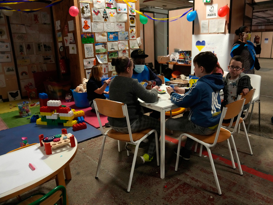 Африканские мигранты штурмуют лагеря выходцев с Украины