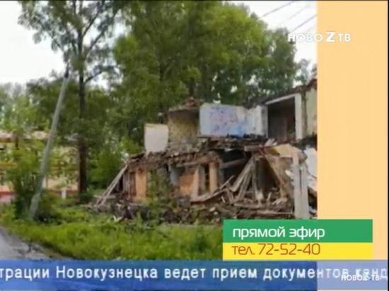 Эта история закончится плохо: новокузнечане обеспокоены образовавшимися руинами возле школы