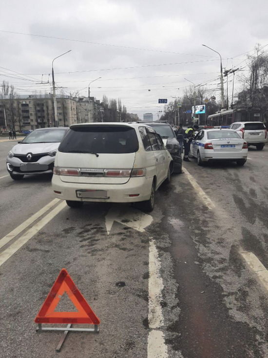 В Воронеже задержана группа подозреваемых в инсценировке ДТП для получения автостраховки