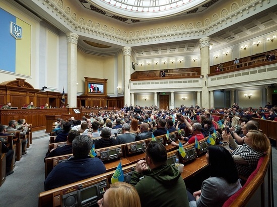 Рада приняла закон о правах поляков на Украине
