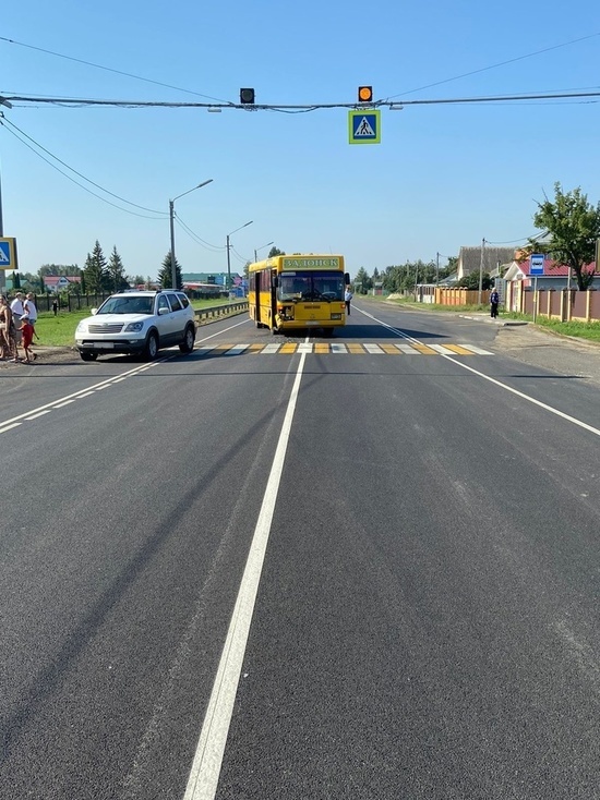 В селе под Липецком в аварию попал пассажирский автобус