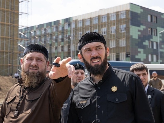 Кадыров оценил реконструкцию казарм в Чечне под новые батальоны