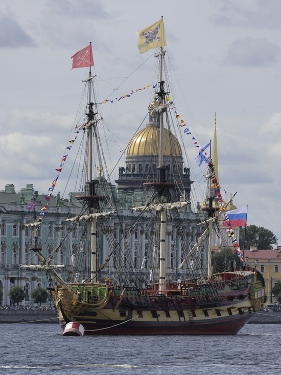 Смоленских моряков с Днем военно-морского флота