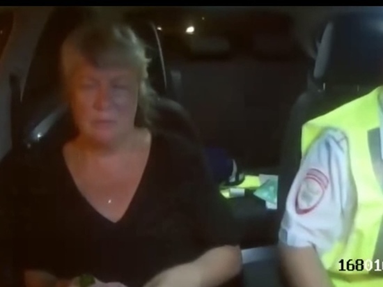 В Сочи полицейские спасли жизнь пассажирке такси