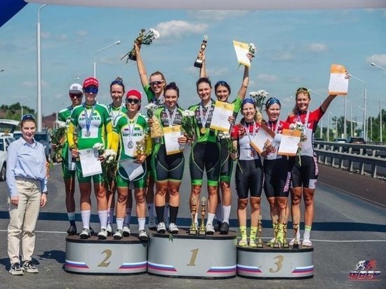 Псковские велосипедистки вернулись с наградами с чемпионата России