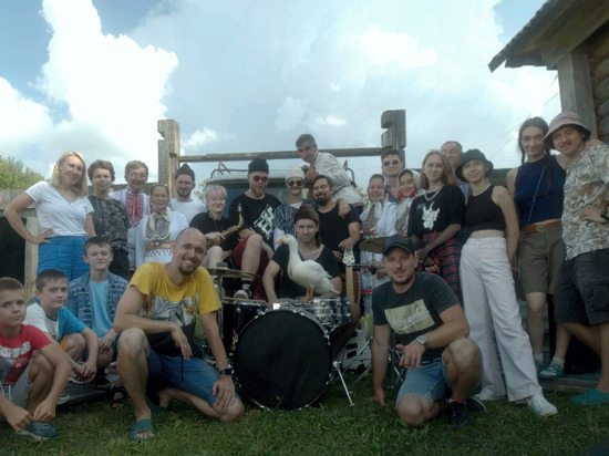 В Марий Эл прошли съемки документального  фильма о музыкальном этно-панк ансамбле «У ЕҤ»