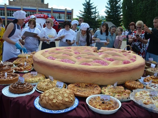 В Ржаксе прошел фестиваль пирога