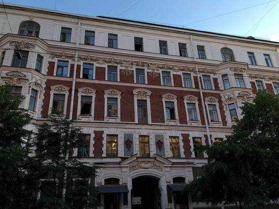 На Волочкову подали в суд из-за долгов по коммуналке за петербургскую квартиру