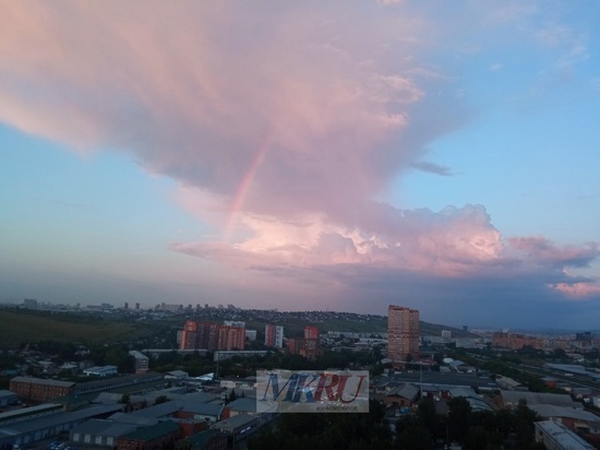 Северный ветер и кратковременный дождь в Красноярске во вторник, 2 августа