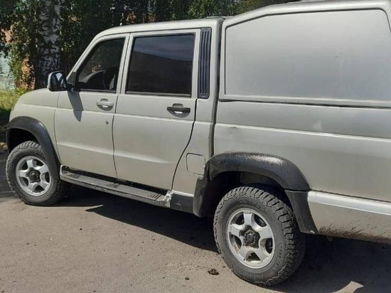 В Кирсановском районе водитель пикапа сбил двух детей на электробайке