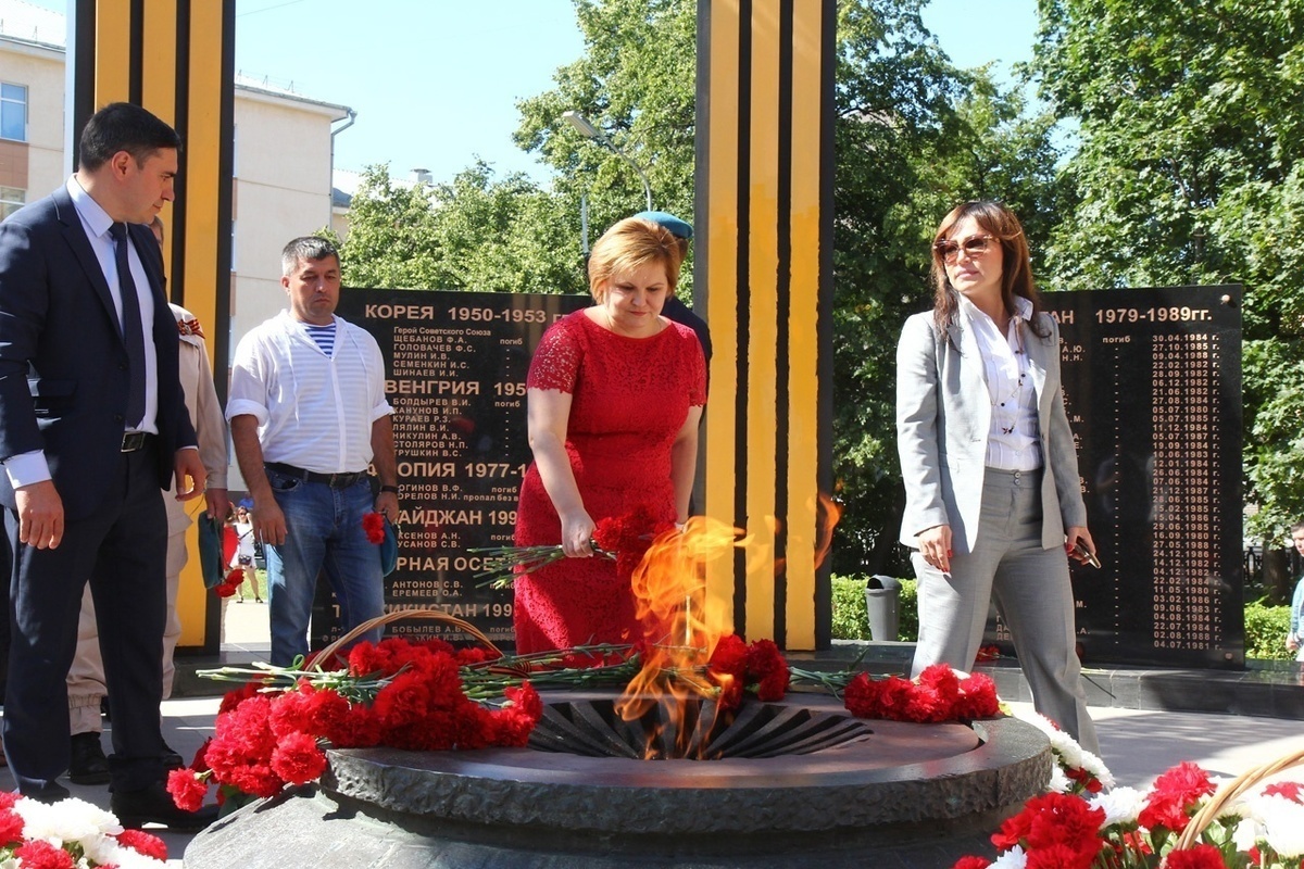 Памятник ВДВ В Рязани