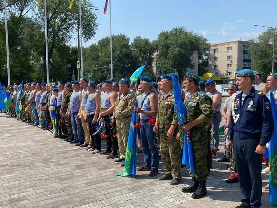 Показательные выступления устроили на День ВДВ в Невинномысске