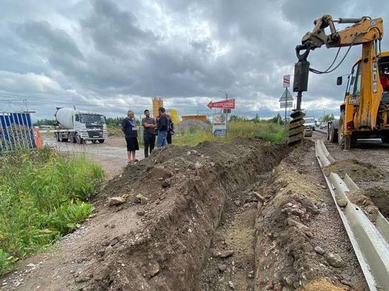 Бетономешалкам перекрыли выезд на дорогу к Кудрово
