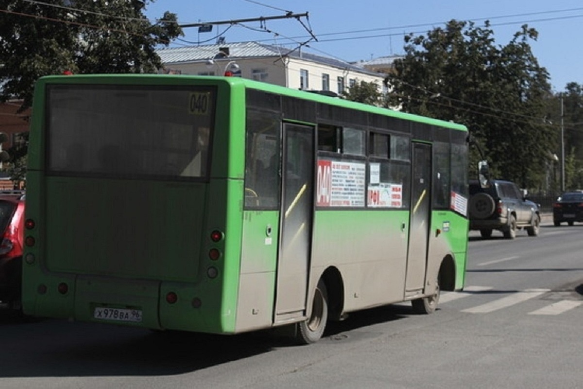 Десятки автобусов Кургана изменят маршруты из-за перекрытия дорог - МК  Екатеринбург