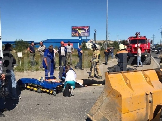 Мотоциклист пострадал в жестком ДТП с трактором в Ноябрьске