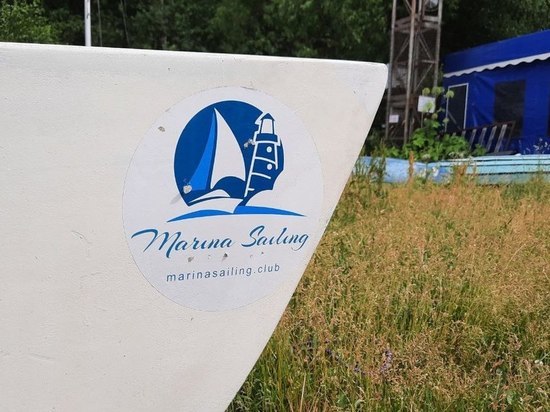 В Петергофе разгорелся конфликт между лодочным кооперативом и яхт-клубом