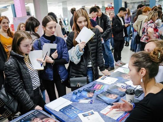 В августе в Орловской области состоятся 3 ярмарки вакансий