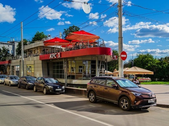 Работающие в России KFC и Pizza Hut будут переименованы