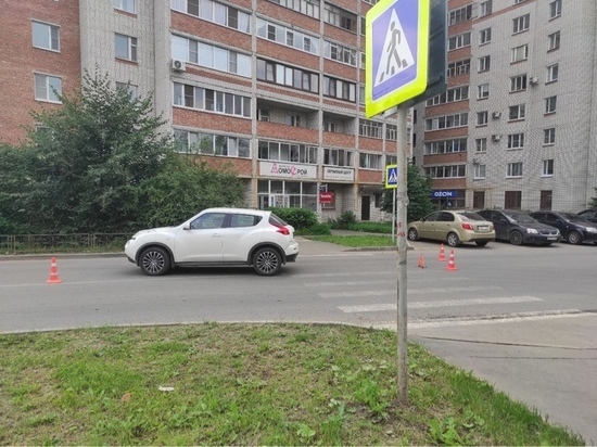 Иномарка сбила женщину на пешеходном переходе в Вологде