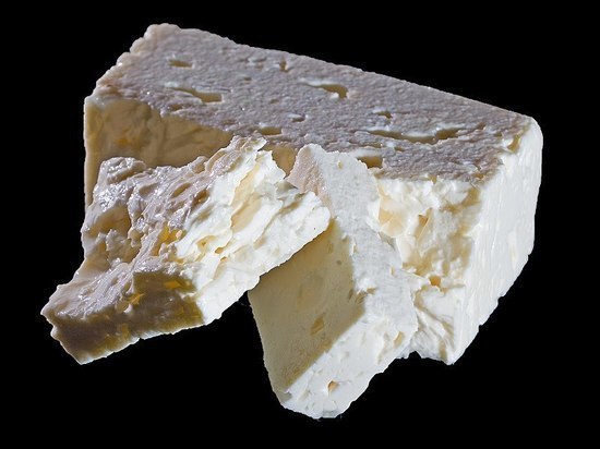 Эндокринолог рассказала, почему нельзя переедать сыра