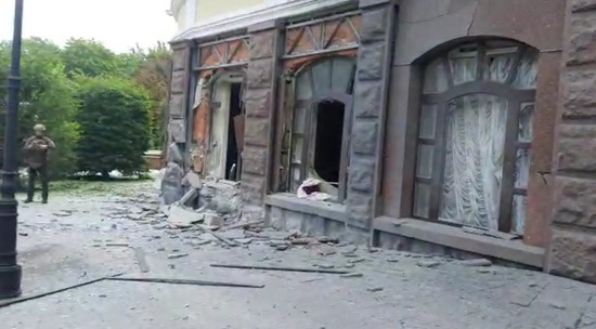 В центре Донецка в результате удара ВСУ погибла женщина: видео