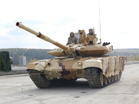 «Уралвагонзавод» отправил войскам партию танков Т-90М «Прорыв»