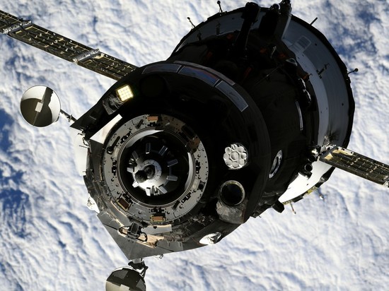 "Роскосмос" уточнил срок выхода из проекта МКС