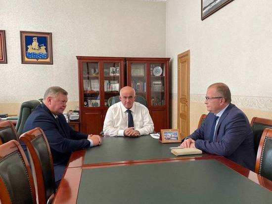 Губернатор Костромской области Сергей Ситников обсудил вопросы содержания трассы Р-243