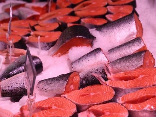 Роспотребнадзор рассказал о правилах выбора рыбы и морепродуктов