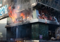 Более десяти человек погибли, около сорока получили ранения в результате пожара в ночном клубе в Таиланде
